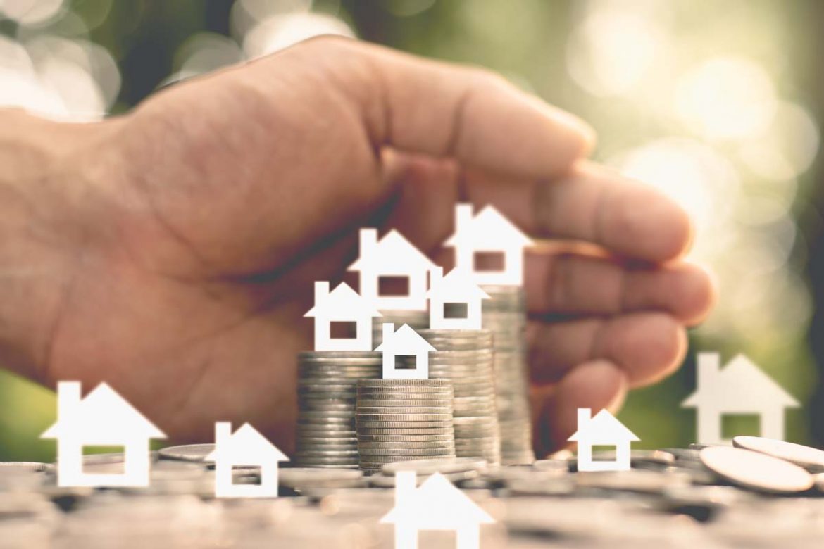 The,Coins,Are,Stacked,In,Five,Rows,And,There,Is